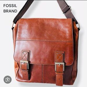 Fossil Messenger Bag